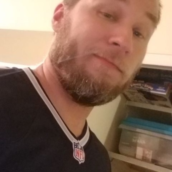 Meet your Posher, Josh - Picture 1 of 1